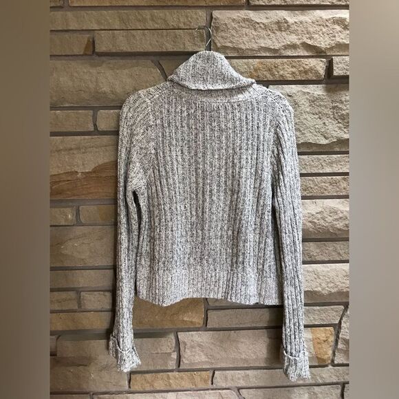 Free People Marled Ivory Combo Twisted Cable Cropped TNeck Sweater OB465415 L - Picture 13 of 16